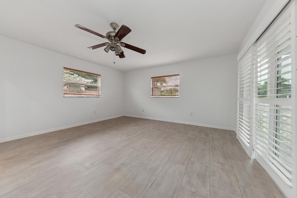 SANDALFOOT COVE SEC 6 - Residential