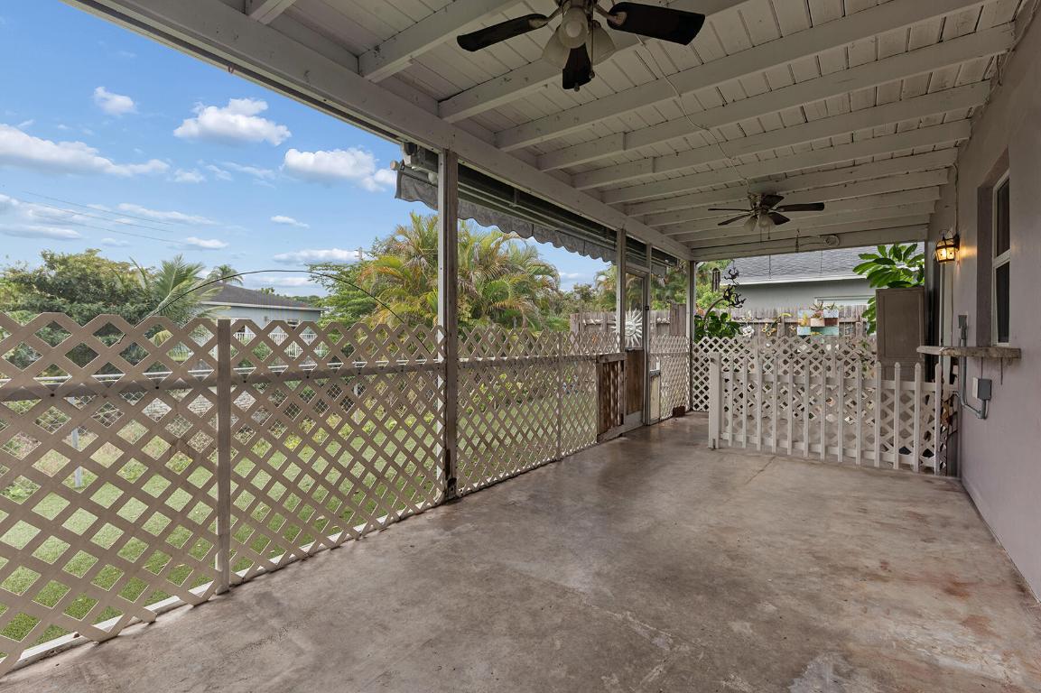 SANDALFOOT COVE SEC 6 - Residential