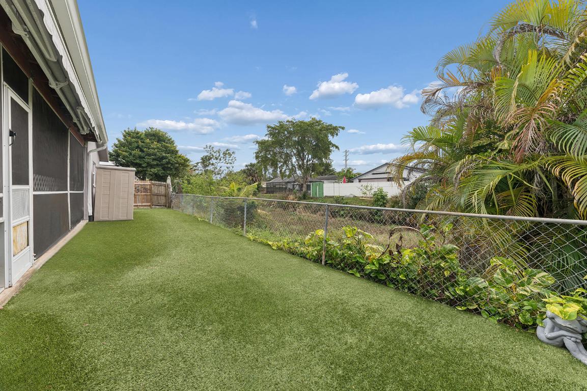 SANDALFOOT COVE SEC 6 - Residential