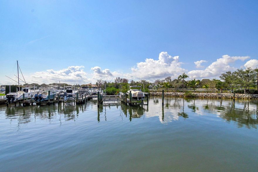 PLAN AHEAD TO RENT THIS SPACIOUS CONDO IN THE DESIRABLE OAK HARBOUR COMMUNITY IN JUNO BEACH. AVAILABLE BEGINNING 5/1/26 AT THE OFF SEASON RENT OF $4000/MO FULLY FURNISHED. 6 MONTHS MINIMUM PER CONDO ASSO.THIS CORNER 1ST FLOOR CONDO IS ACROSS FROM THE POOL, TENNIS & YOUR COVERED PARKING SPACE.  THERE IS AN ADDITIONAL POOL & JACUZZI, CLUBHOUSE WITH FITNESS ROOM, OUTDOOR GRILLING AREA & PRIVATE MARINA. (USUALLY PRIVATE SLIPS TO RENT.) THIS GATED COMMUNITY IS CONVENIENTLY LOCATED MINUTES TO THE BEACH & MANY TOP RATED RESTAURANTS, LOGGERHEAD CENTER, MALZ THEATER, GARDENS MALL, SPECIALTY FOOD MARKETS, PARKS & THE JUNO PIER.