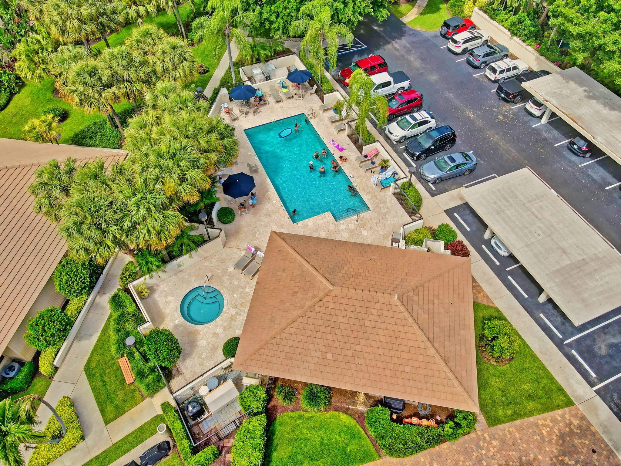 OAK HARBOUR CONDOS - Residential Lease