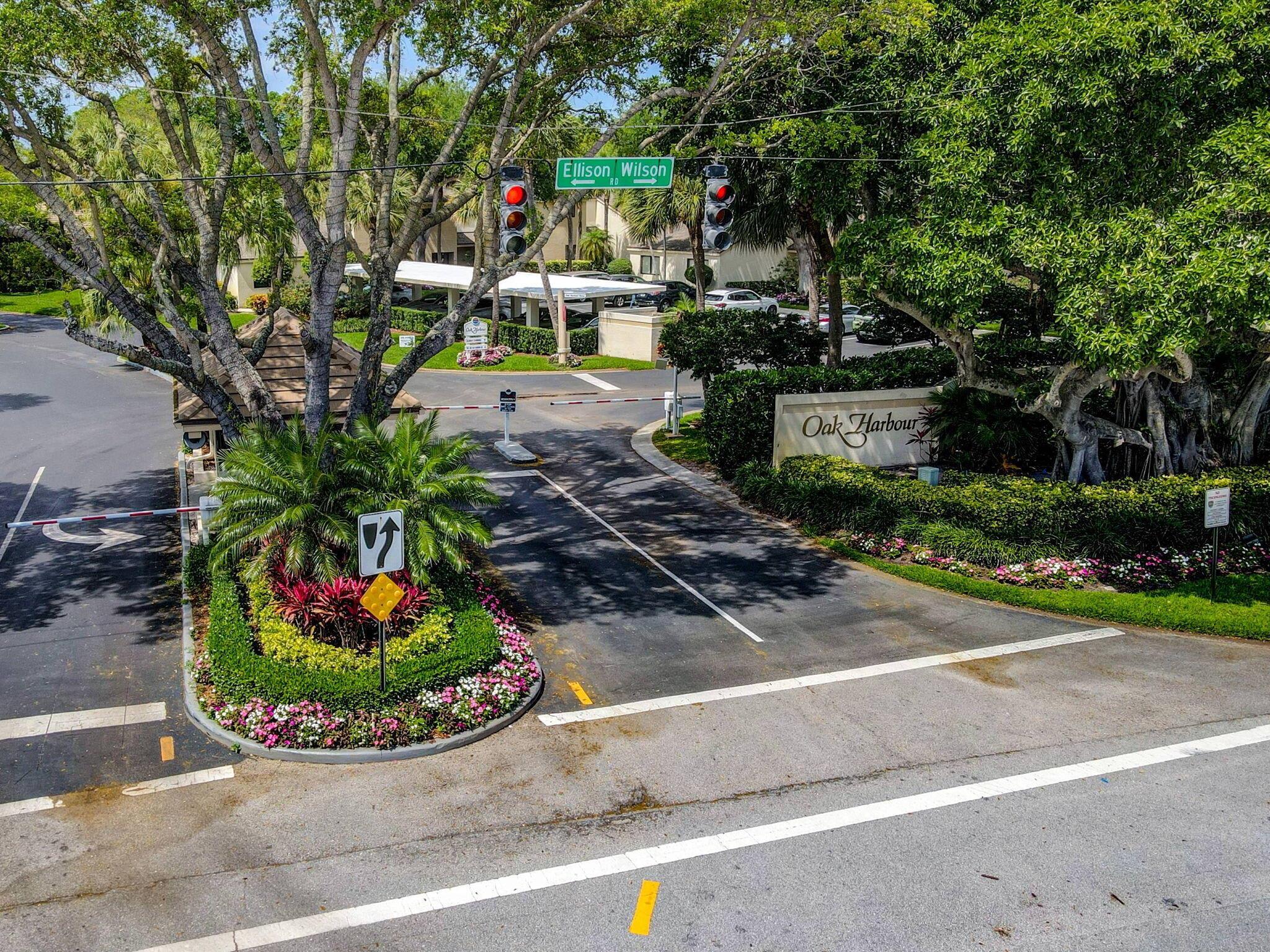 OAK HARBOUR CONDOS - Residential Lease