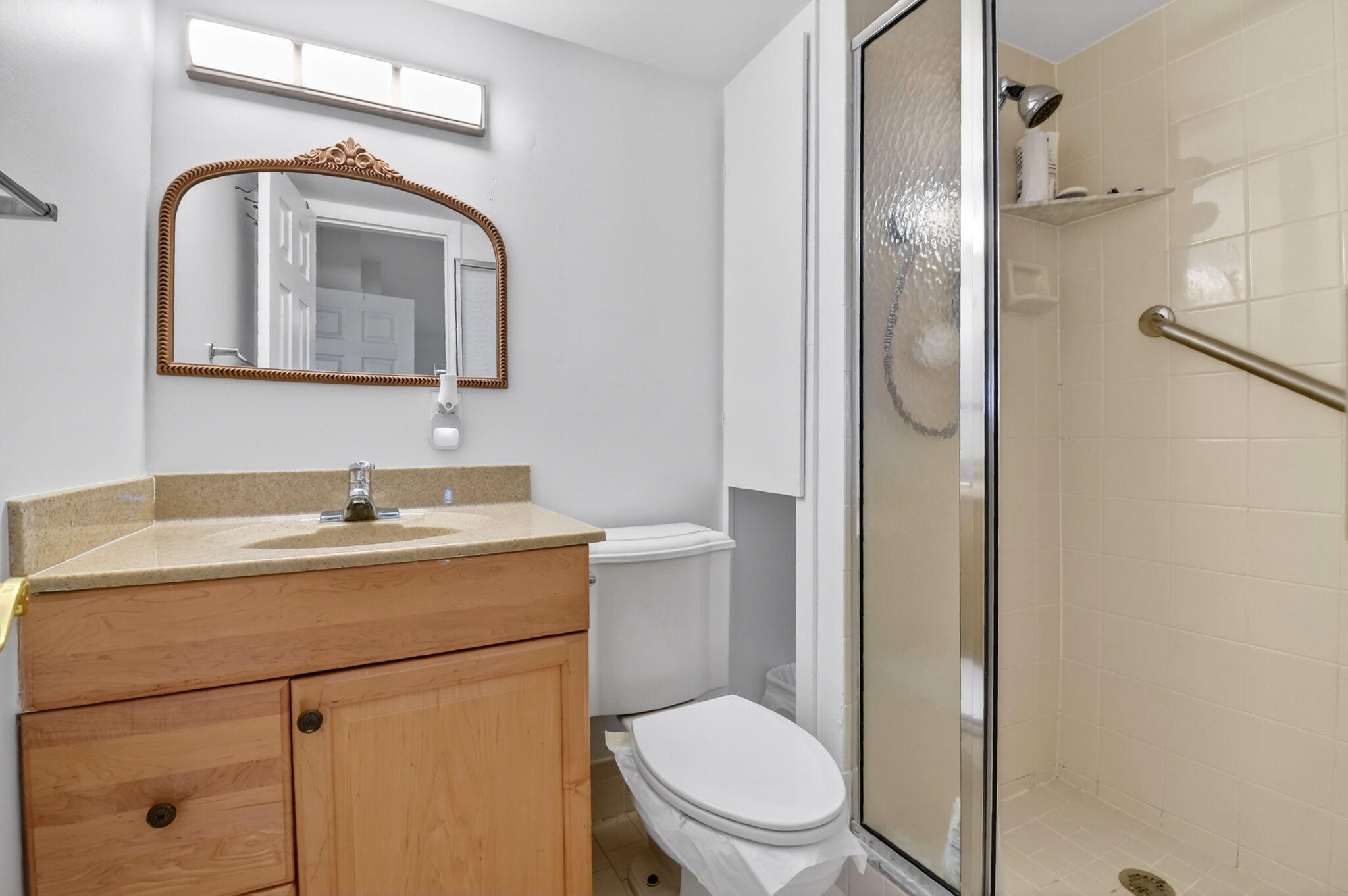 STRATFORD CONDOMINIUM - Residential