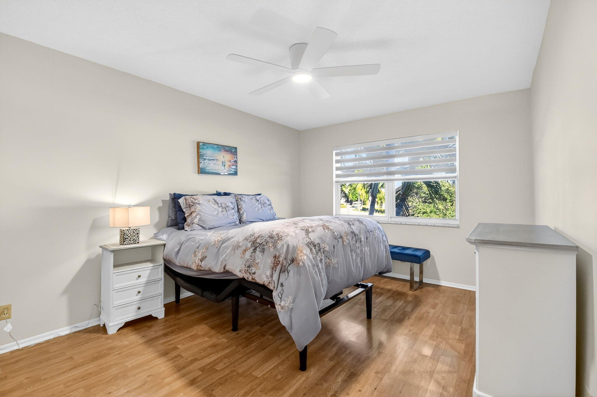 STRATFORD CONDOMINIUM - Residential