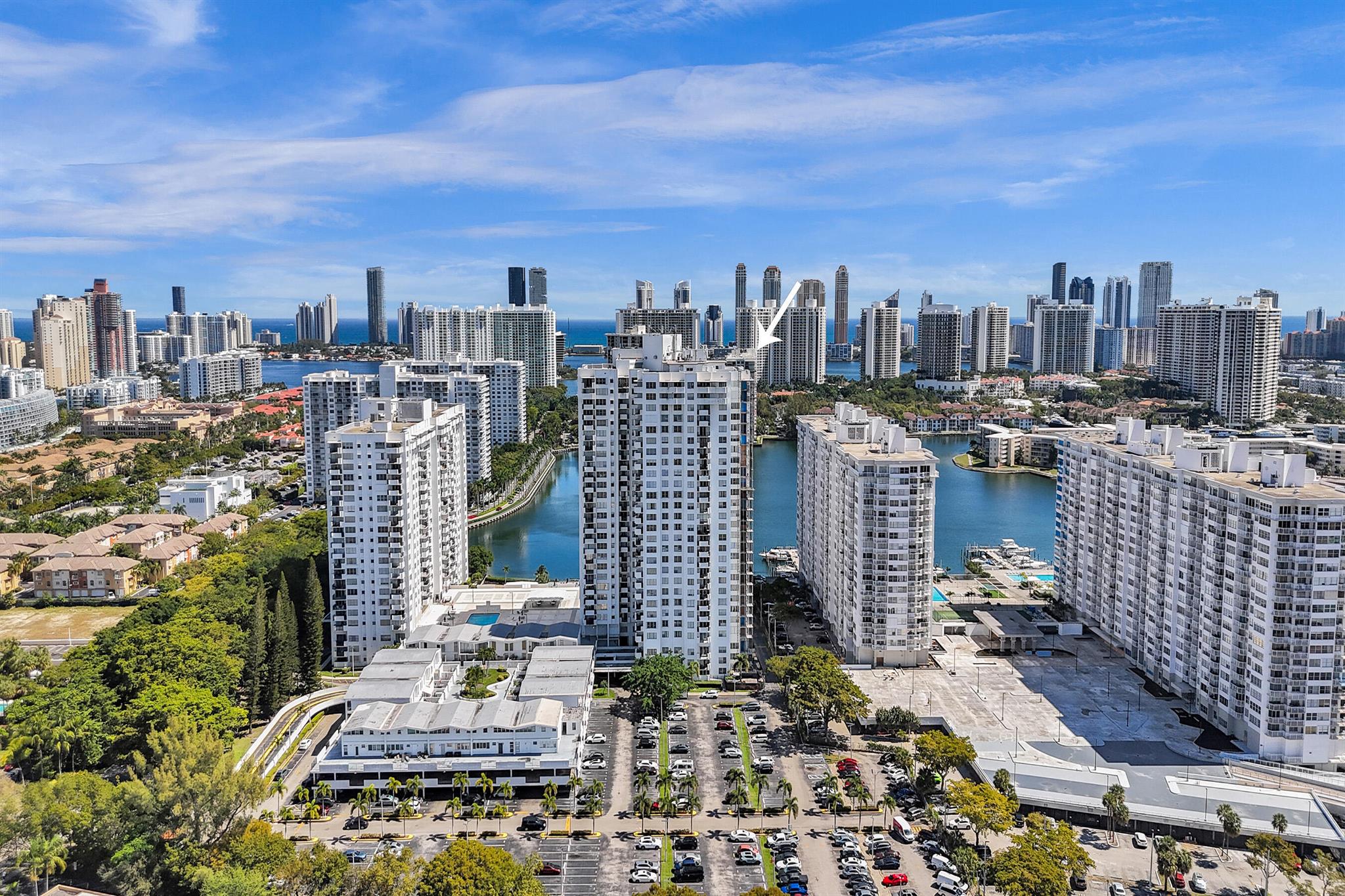 COMMODORE PLAZA CONDO - Residential
