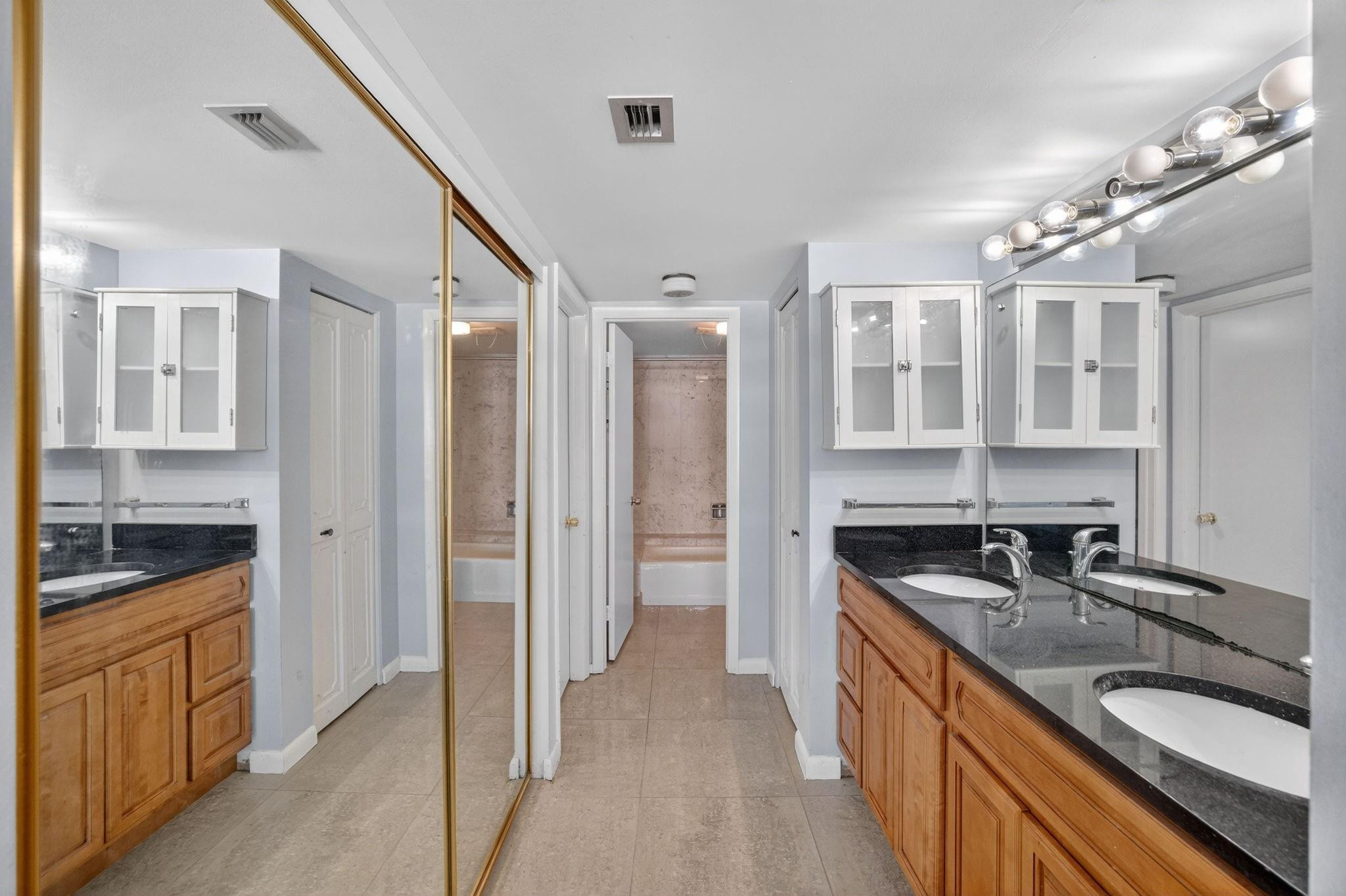 PLAYA DEL MAR CONDO - Residential