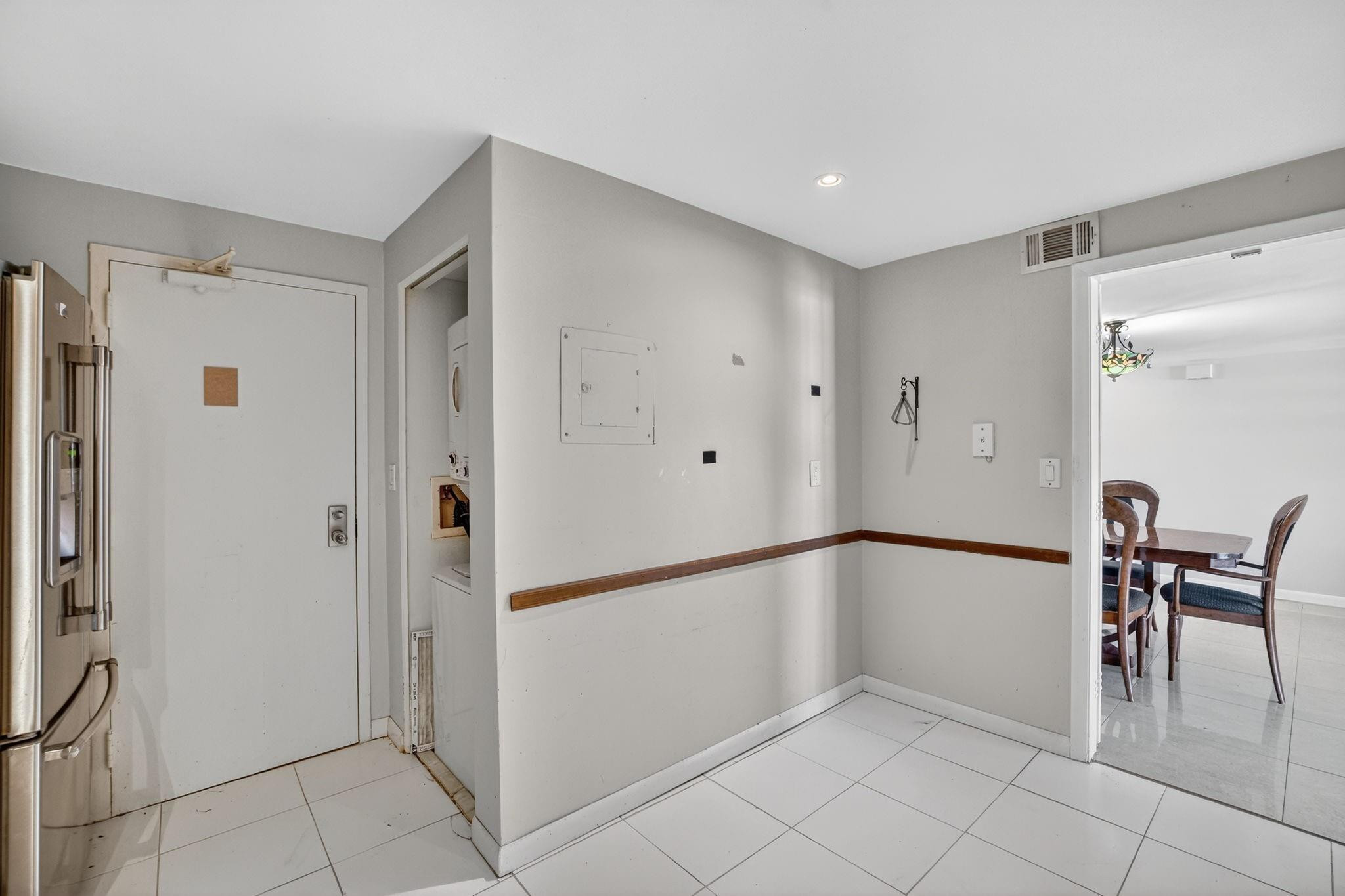 PLAYA DEL MAR CONDO - Residential