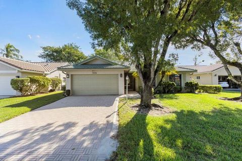 Photo of 7974 Cloverfield Circle, Boca Raton, FL 33433 (MLS # R11140881)