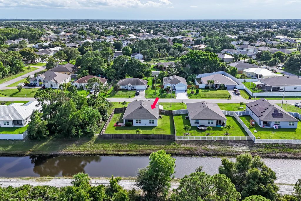 Photo of 290 SW Ridgecrest Drive, Port Saint Lucie, FL 34953 (MLS # R11099350)