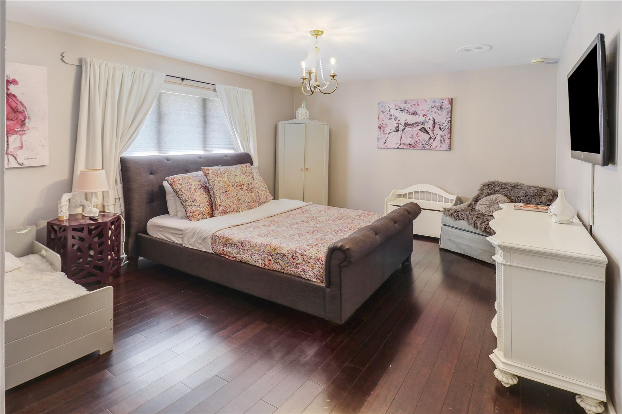 Riviera 6-17 B - Residential