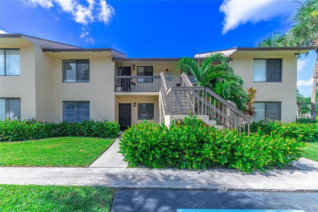 Photo of 6660 Somerset Drive #107, Boca Raton, FL 33433 (MLS # F10459539)