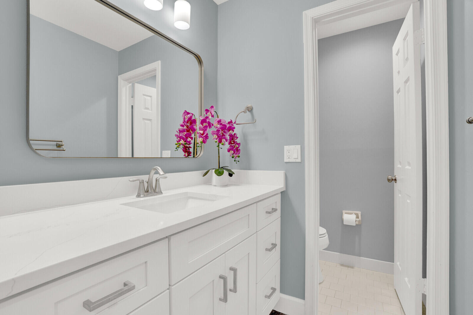 LEXINGTON GREEN CONDO - Residential