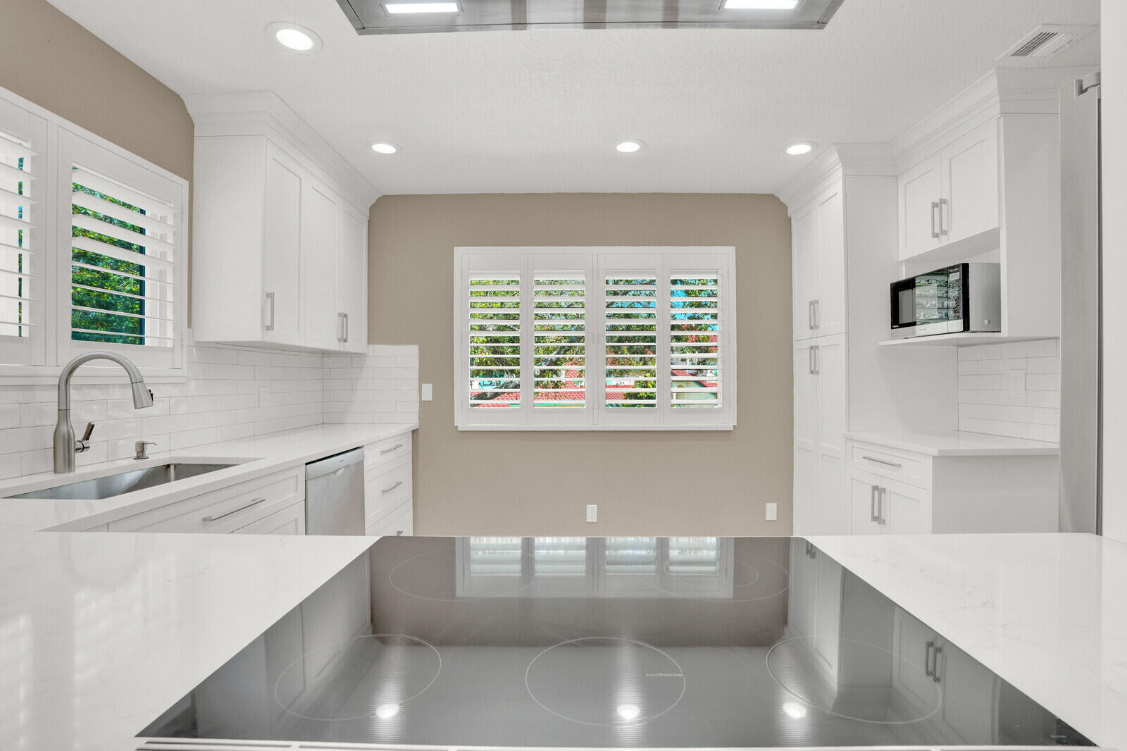 LEXINGTON GREEN CONDO - Residential