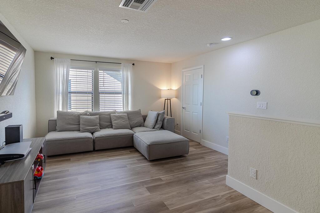 VERANDA PLAT NO 3 VERANDA GARDENS WEST PHASE 1 - Residential