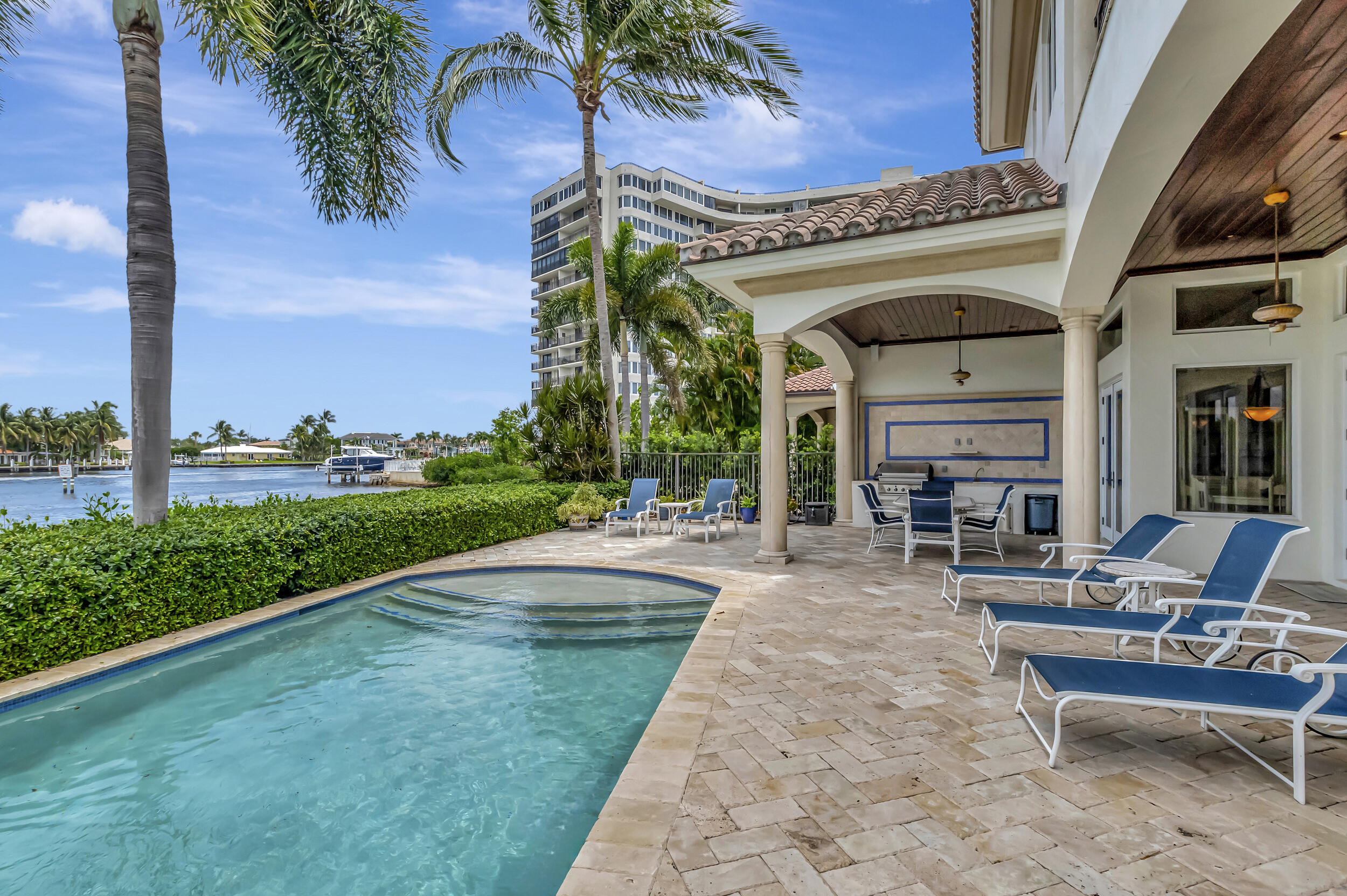 OCEAN COVE - Residential