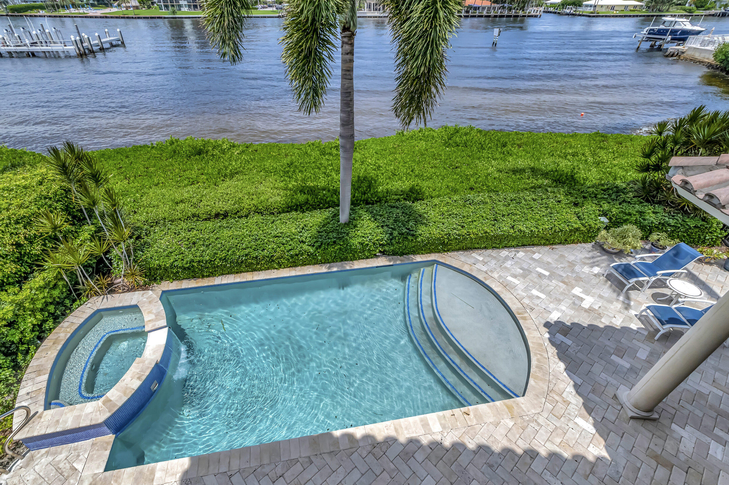 OCEAN COVE - Residential