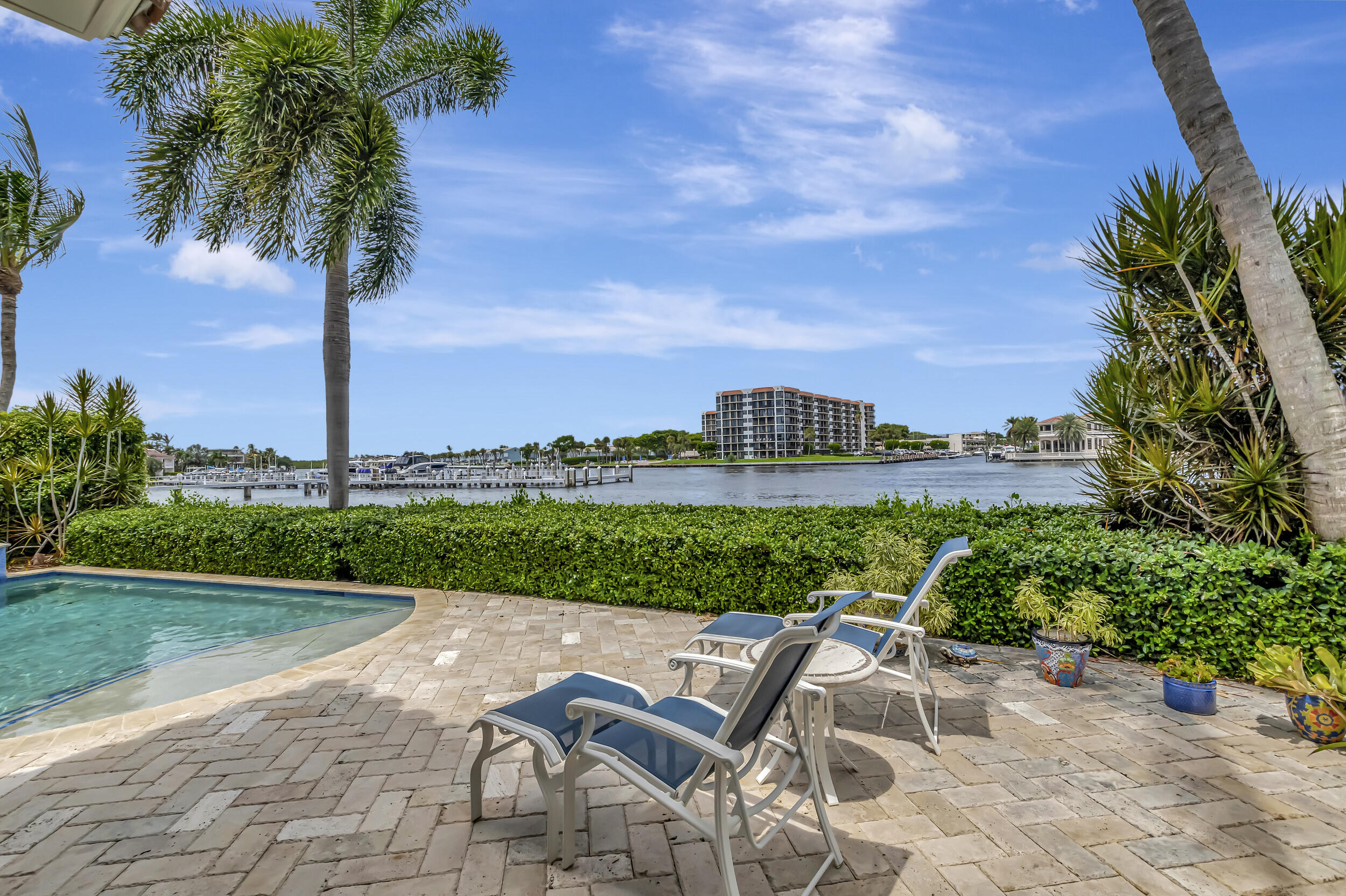 OCEAN COVE - Residential