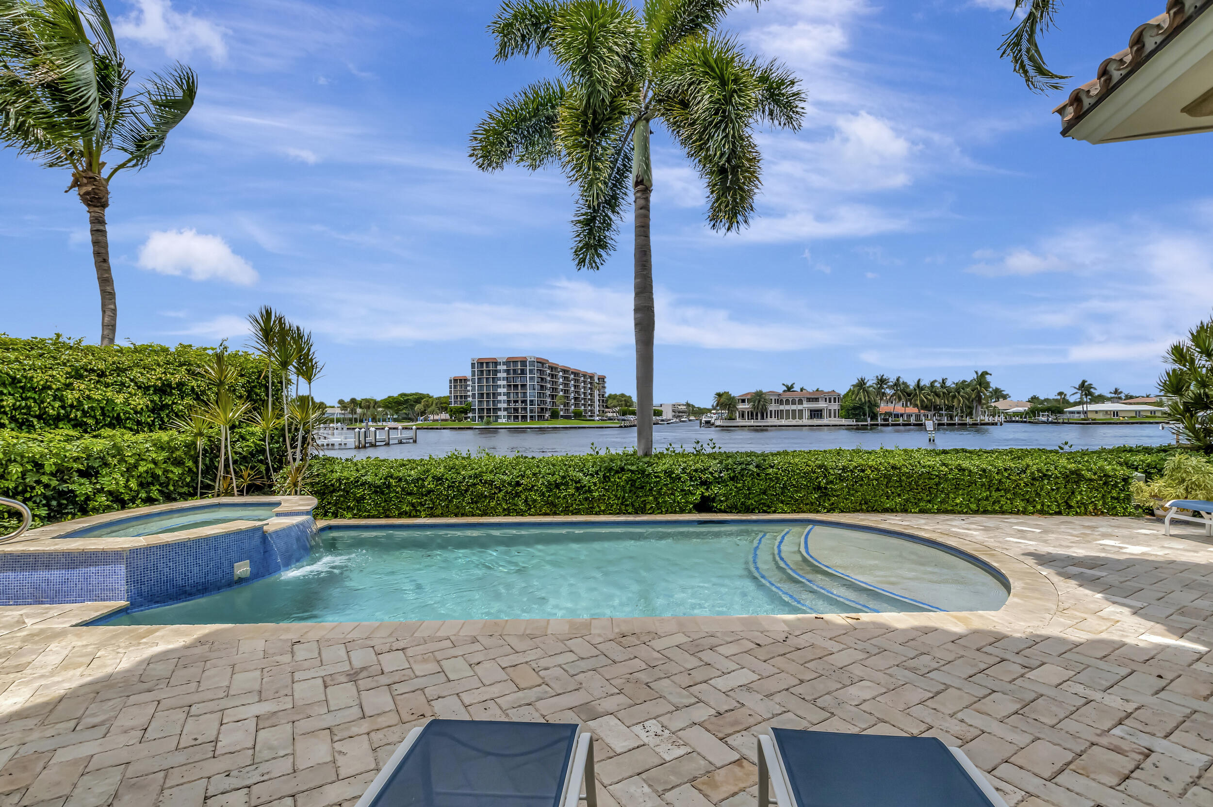 OCEAN COVE - Residential