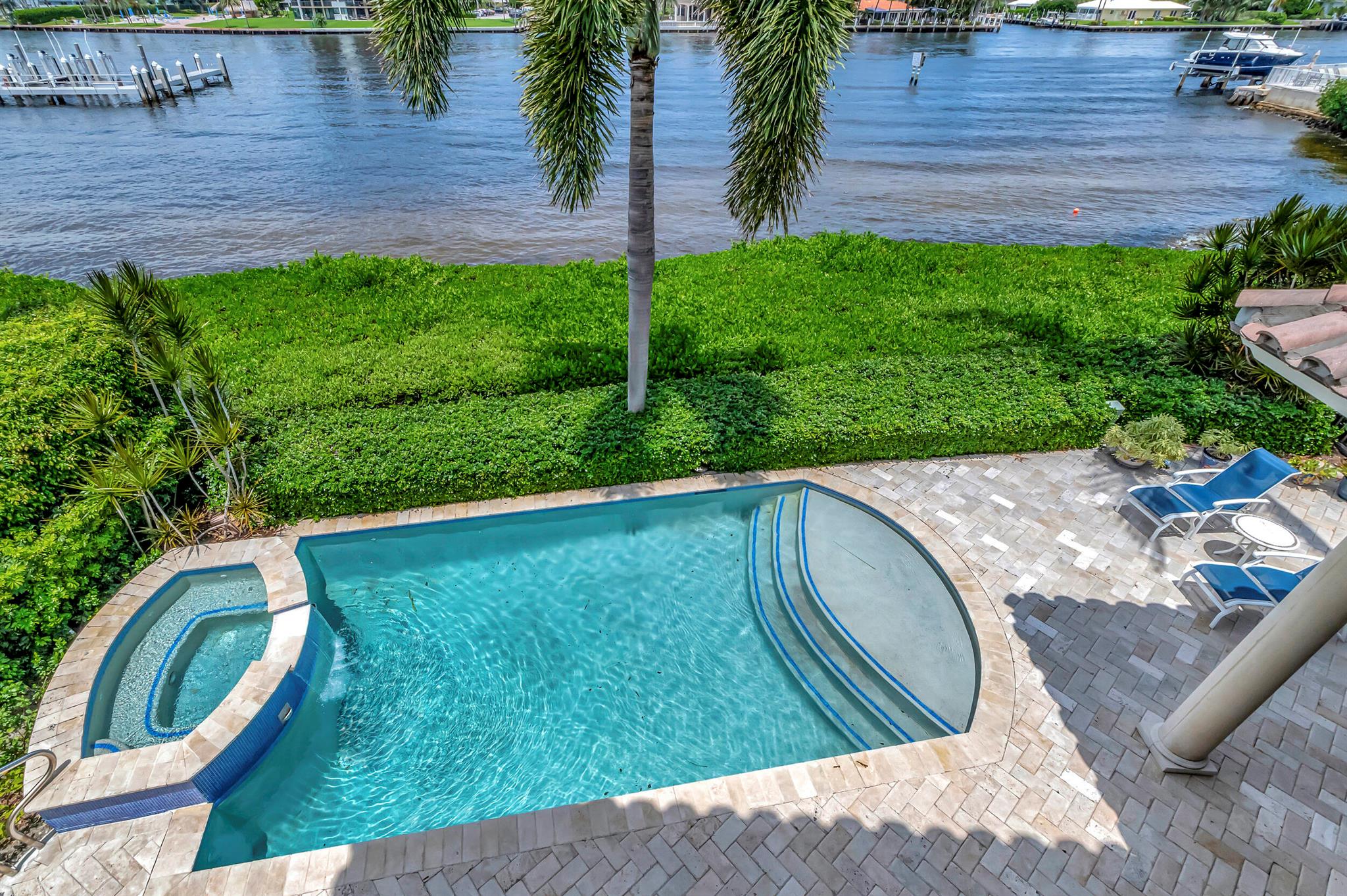 OCEAN COVE - Residential