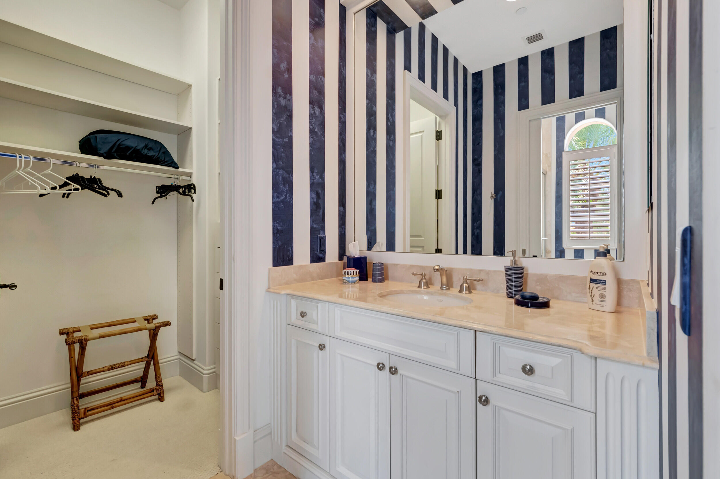 OCEAN COVE - Residential