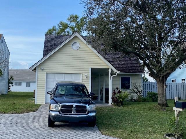 Beautiful 4 bedroom home in excellent location! Great floor plan! Large Yard! Wood flooring in main area! Pets friendly