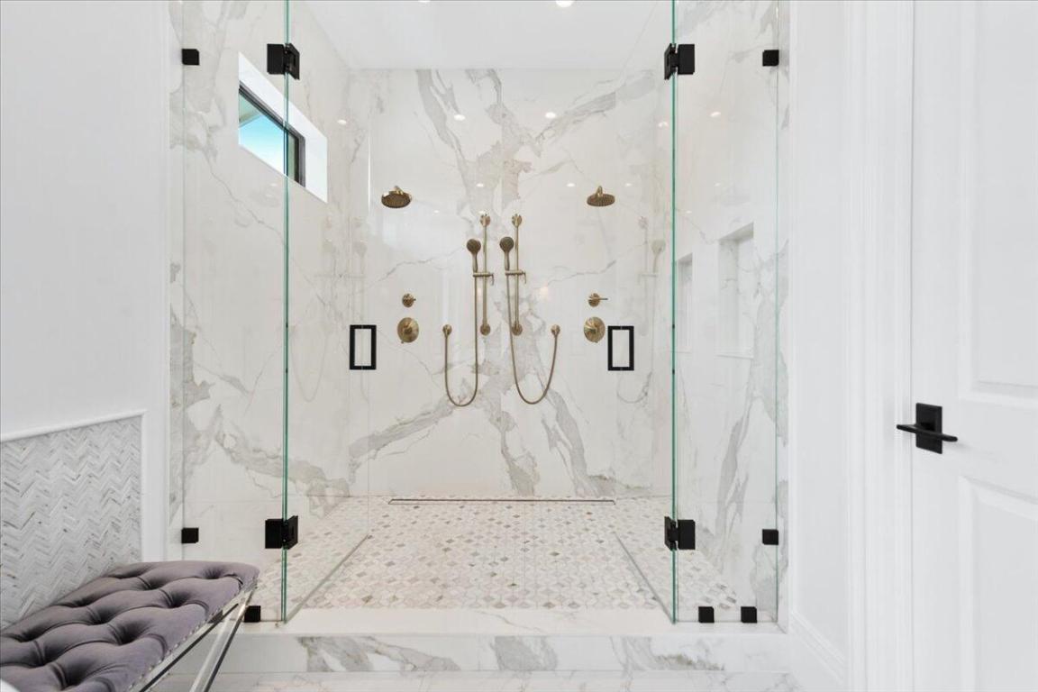 WELLINGTON AERO CLUB OF THE LANDINGS AT WELLINGTON - Residential