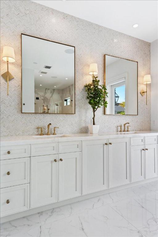 WELLINGTON AERO CLUB OF THE LANDINGS AT WELLINGTON - Residential