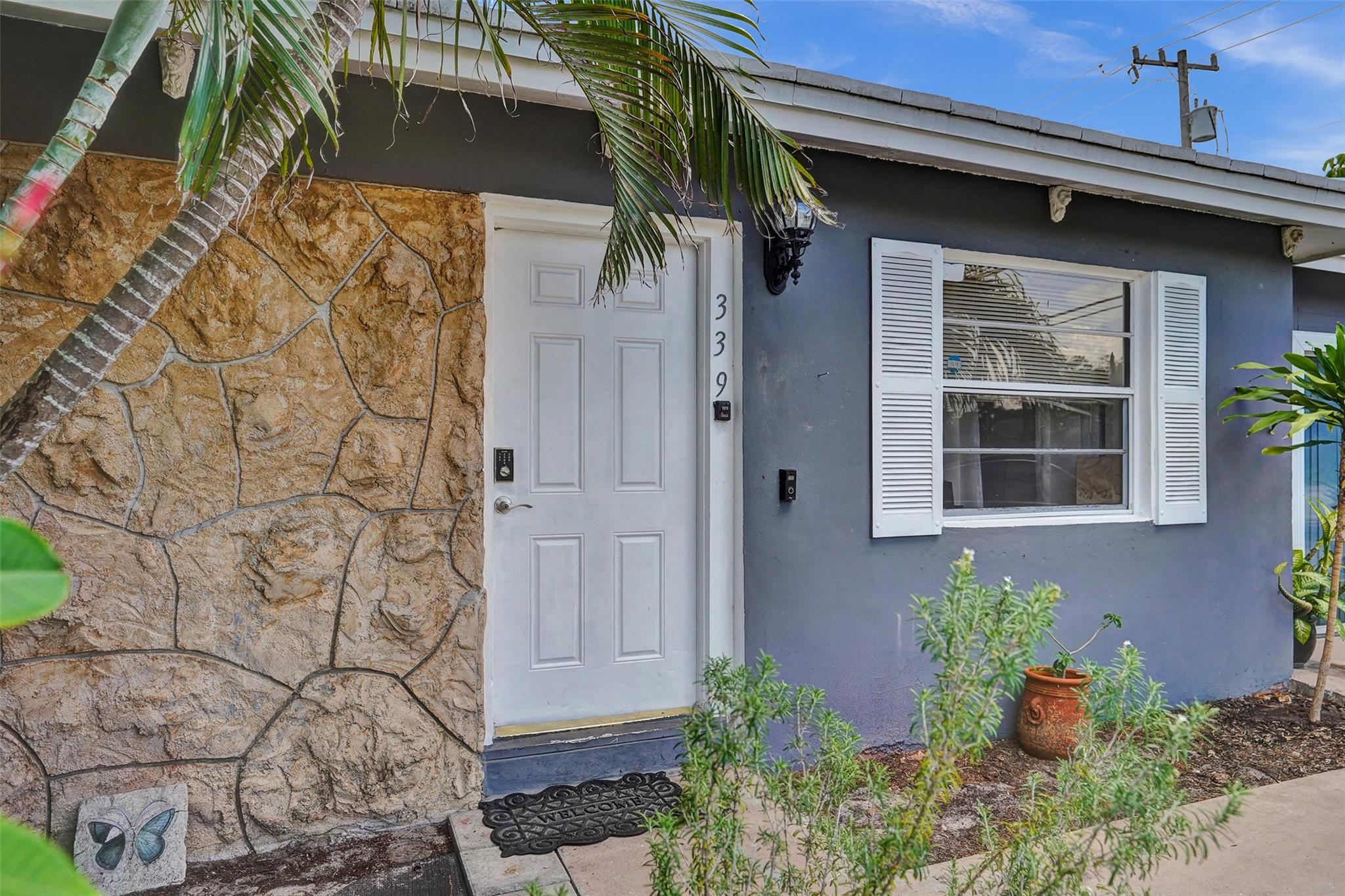 339 Dartmouth Dr, Lake Worth Beach, FL, 33460/$450,000 2 339 Dartmouth Dr
