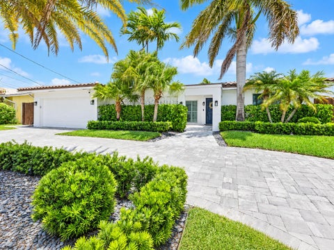Tiny photo for 6520 NE 19th Avenue, Fort Lauderdale, FL 33308 (MLS # B26089947)