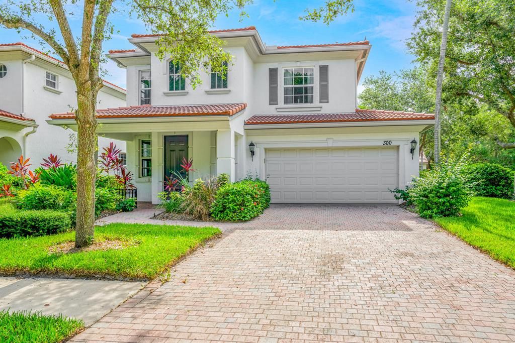 Photo of 300 September Street St, Palm Beach Gardens, FL 33410 (MLS # R10732729)