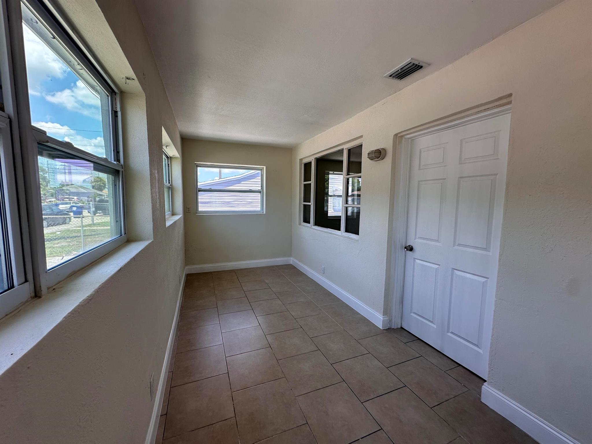 840 W 1st Street