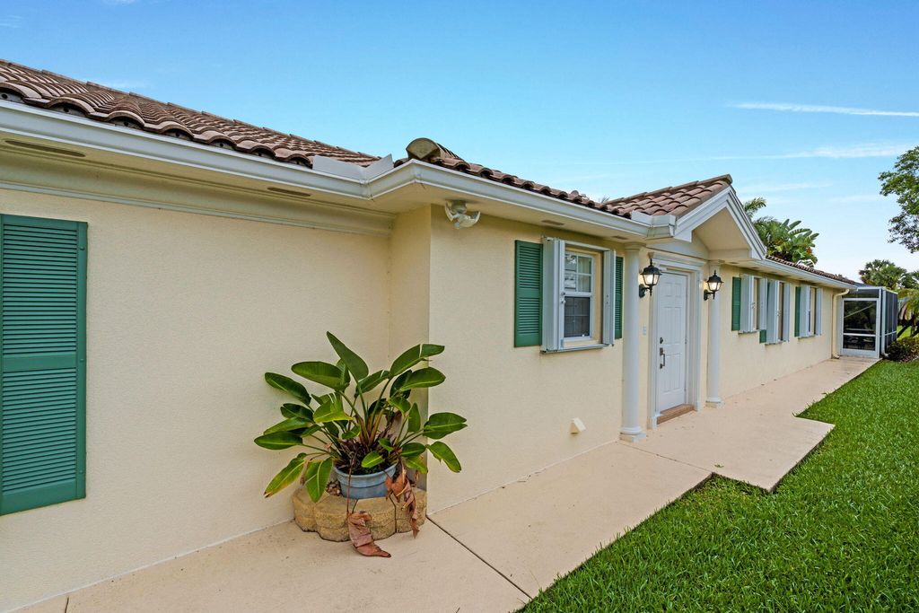 Photo of 3022 Verdmont Lane, Wellington, FL 33414 (MLS # B26005183)
