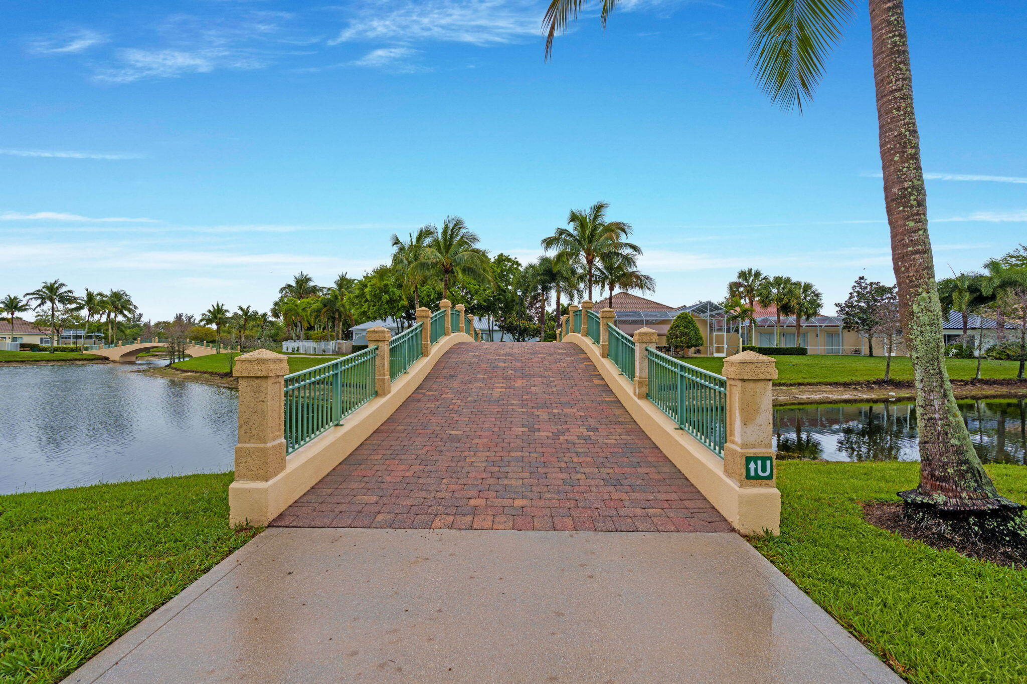 VILLAGEWALK OF WELLINGTON 4 - Residential