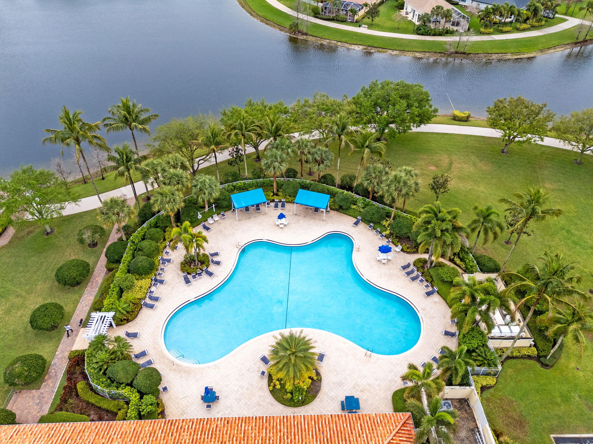 VILLAGEWALK OF WELLINGTON 4 - Residential