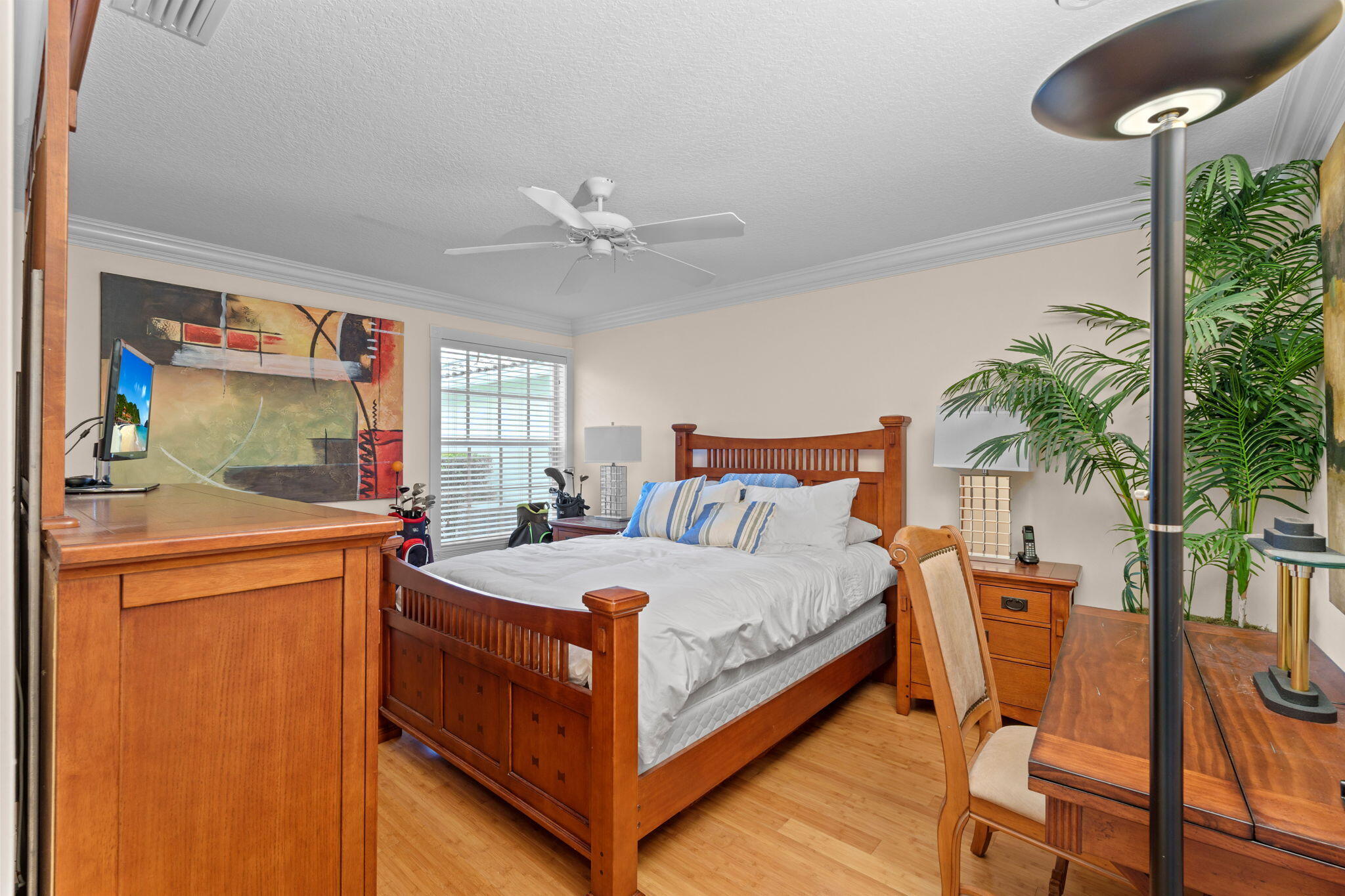 VILLAGEWALK OF WELLINGTON 4 - Residential