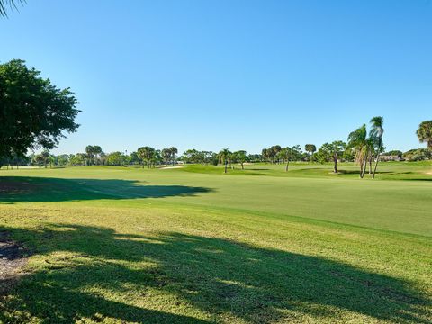 A home in Lake Worth