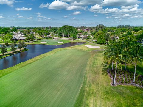 A home in Lake Worth