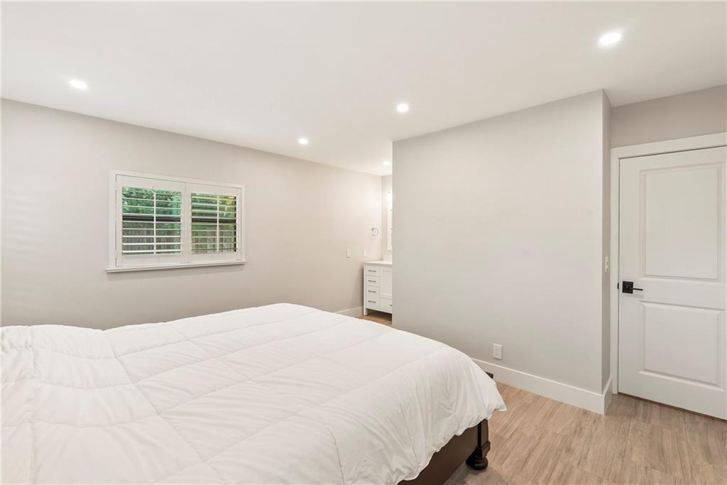 The Country III 85-38 B - Residential