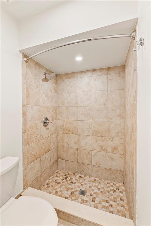 The Country III 85-38 B - Residential