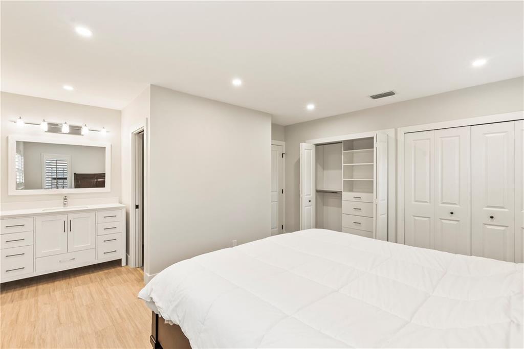 The Country III 85-38 B - Residential