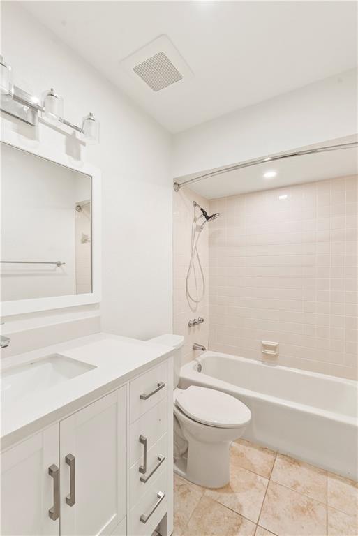 The Country III 85-38 B - Residential