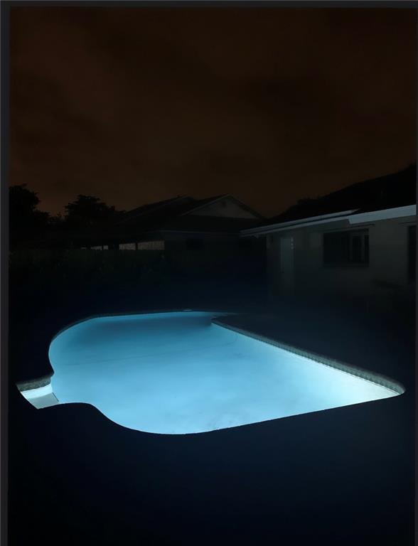 The Country III 85-38 B - Residential