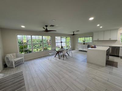 LAKEVIEW - Residential
