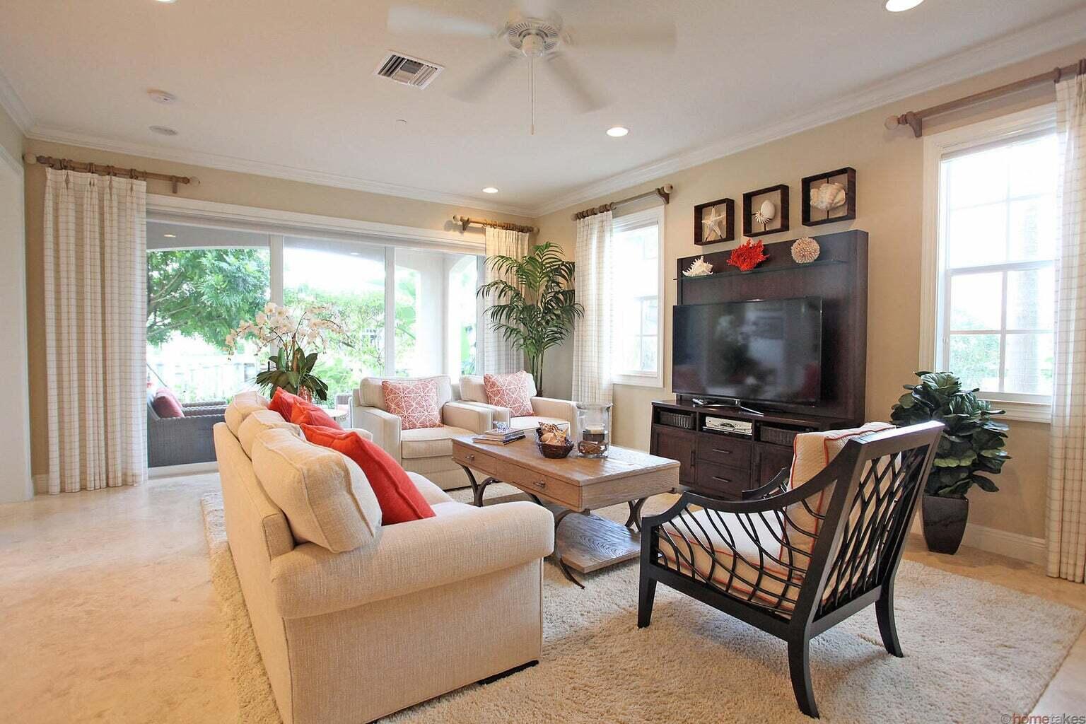 Carriage Homes at Frenchm - Residential