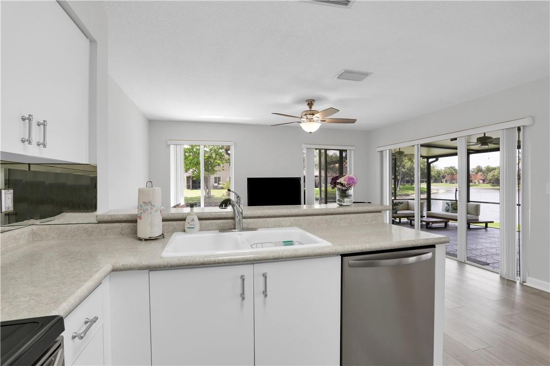 THE VILLAGE AT HARMONY LA - Residential