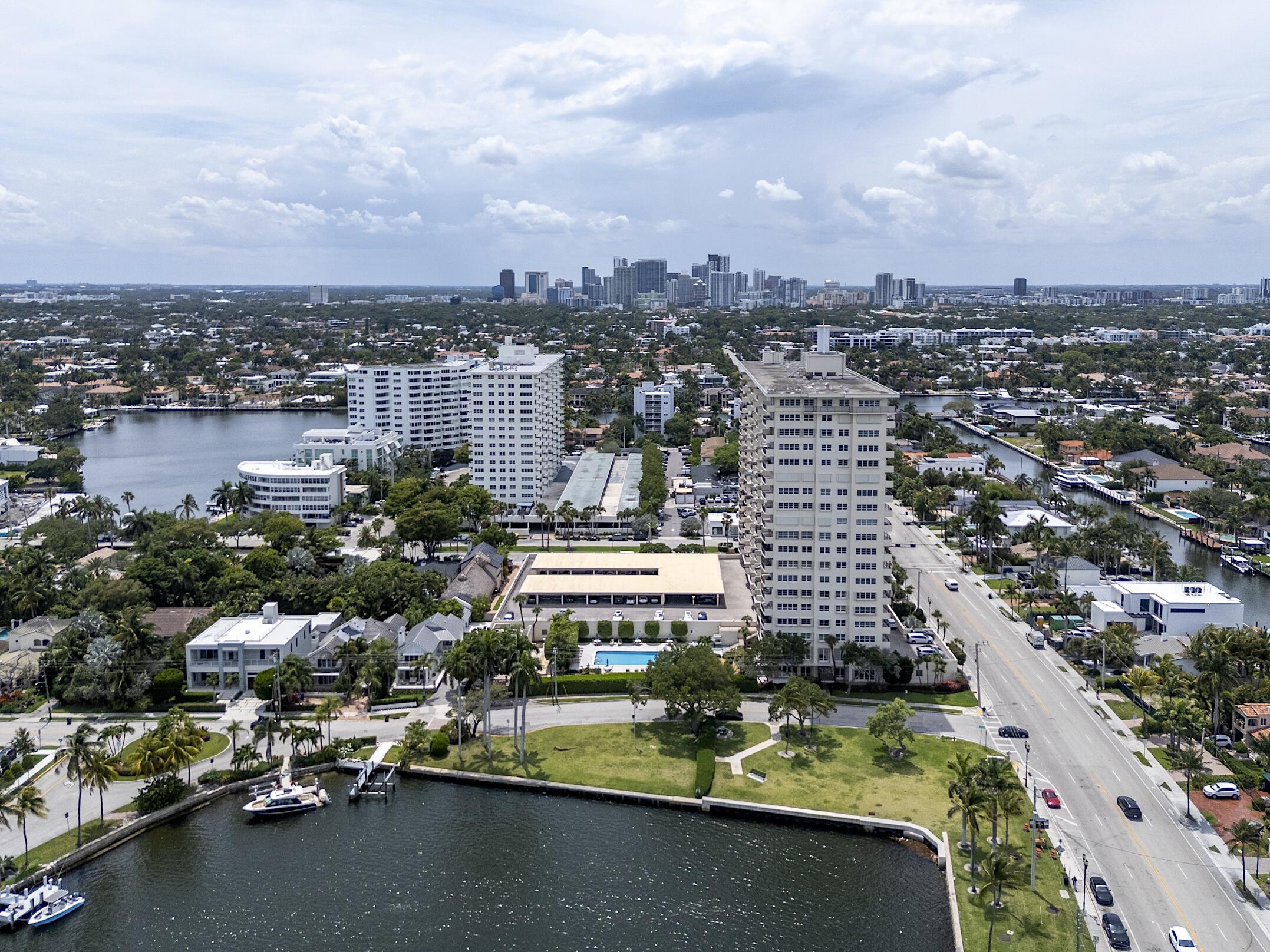 2500 E Las Olas Boulevard 1703