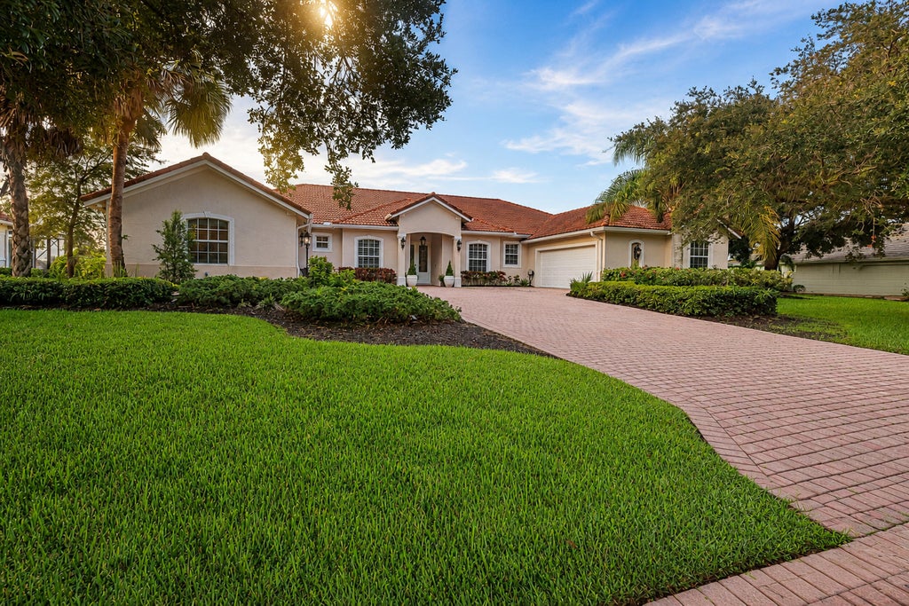Photo of 1422 SW Osprey Cove, Port Saint Lucie, FL 34986 (MLS # B26074808)