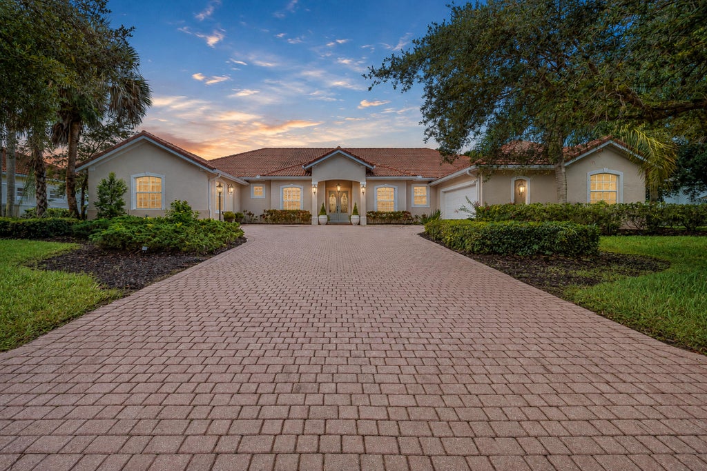 Photo of 1422 SW Osprey Cove, Port Saint Lucie, FL 34986 (MLS # B26074808)