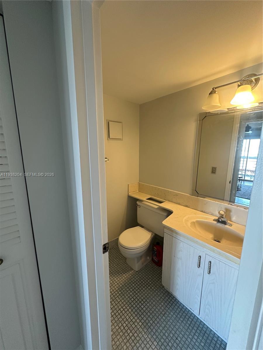 EXETER AT CENTURY VILLAGE CONDO - Residential Lease