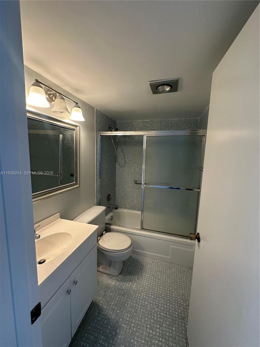 EXETER AT CENTURY VILLAGE CONDO - Residential Lease